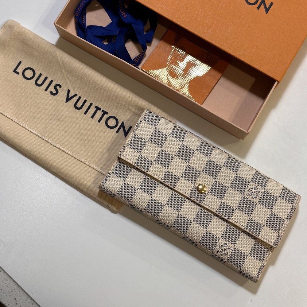 Louis Vuitton Sarah Wallet Damier Azur